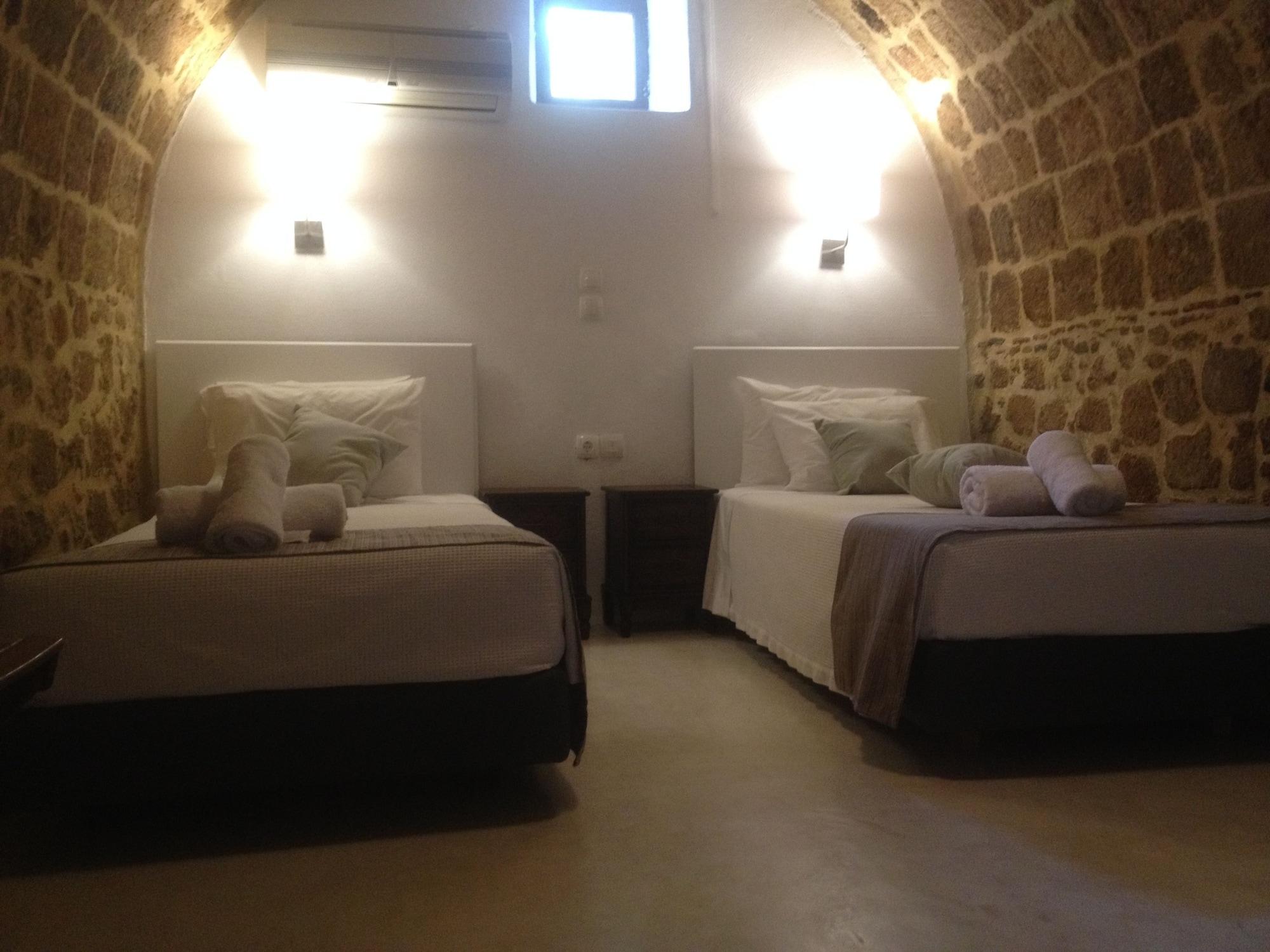 Auberge 32 Old Town Rhodes City Ngoại thất bức ảnh
